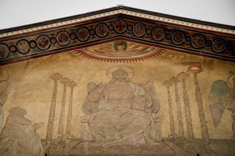 Gran festa per la restauració de la façana de Santa Maria de Trastevere